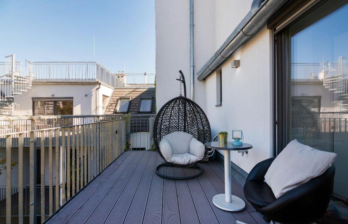 Stylish Rooms, Sunny Terrace In Vienna City Center Екстер'єр фото