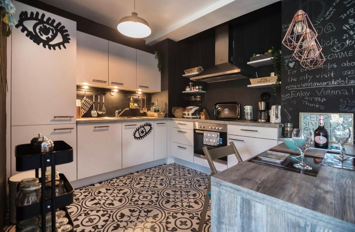 Stylish Rooms, Sunny Terrace In Vienna City Center Екстер'єр фото
