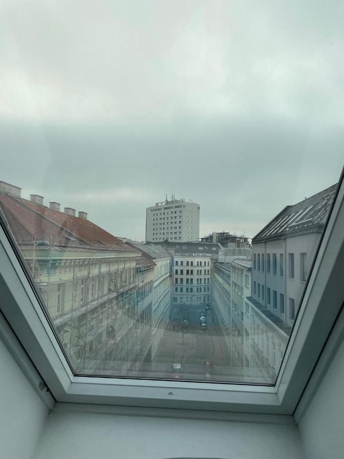 Stylish Rooms, Sunny Terrace In Vienna City Center Екстер'єр фото